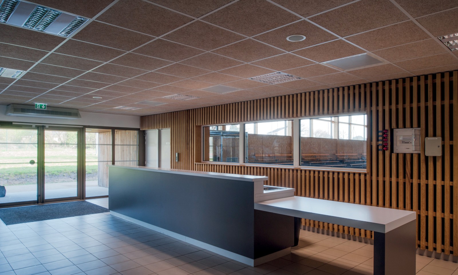 LBLF Architectes - Complexe sportif et polyvalent Petit Mars 85