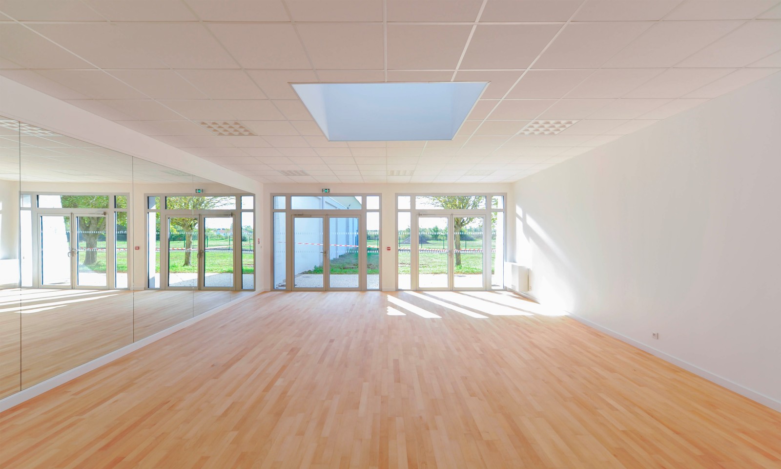 LBLF Architectes - Complexe sportif Notre Dame de Monts 85