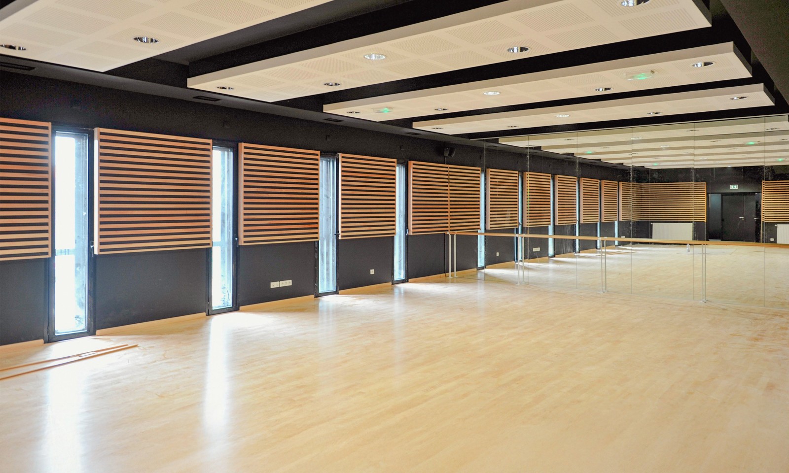 LBLF Architectes - Espace culturel et associatif La Bruffière 85