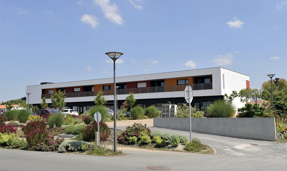 lblf architecte Logements et commerces Givrand 85